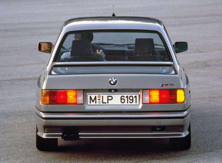  BMW M3 Evolution I 1987 года  (фото 2 из 11)
